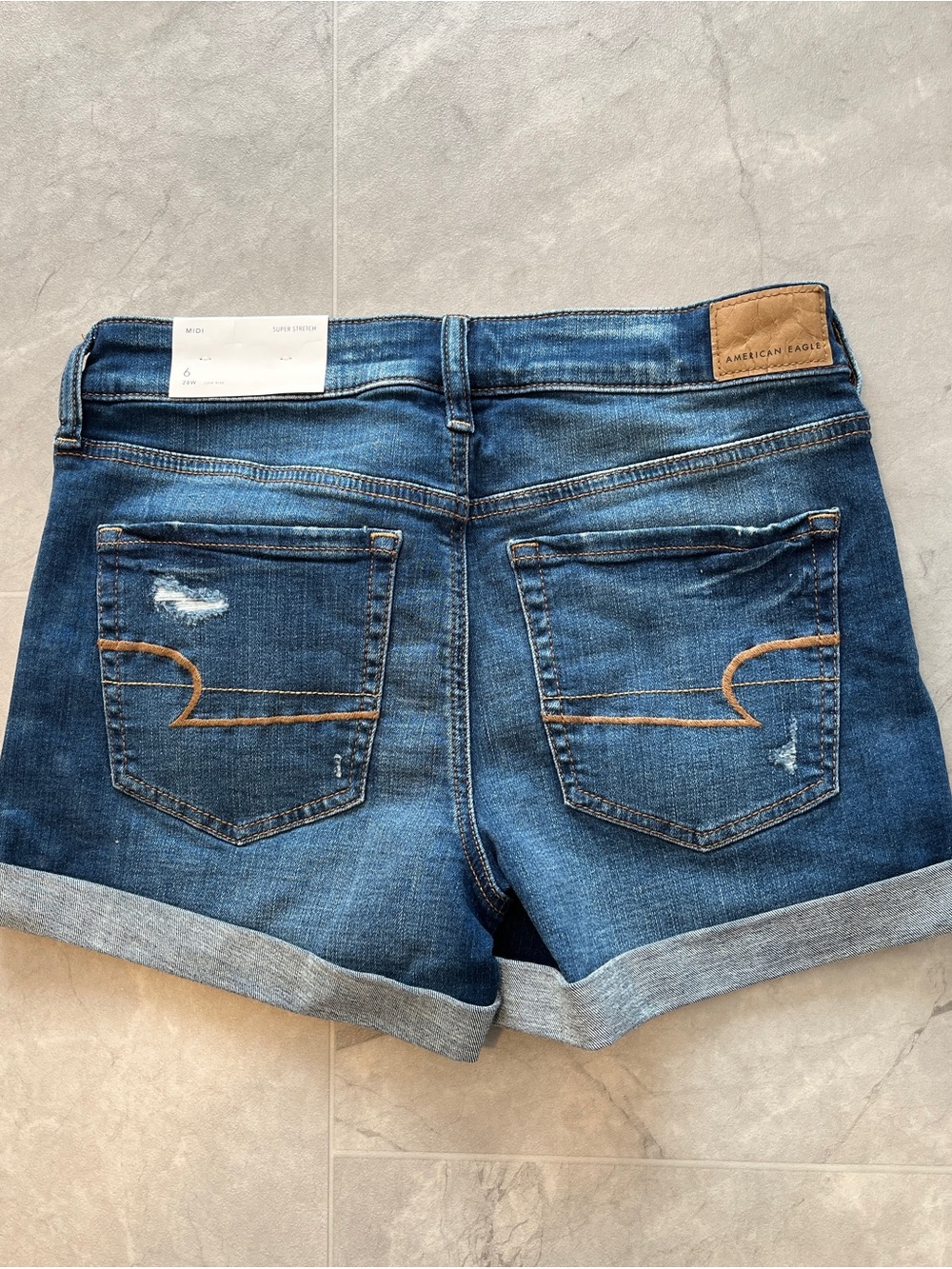 American Eagle Outfitters Blue Distressed Rolled Cuff Jean Shorts size 6 Stretch - Picture 2 of 9